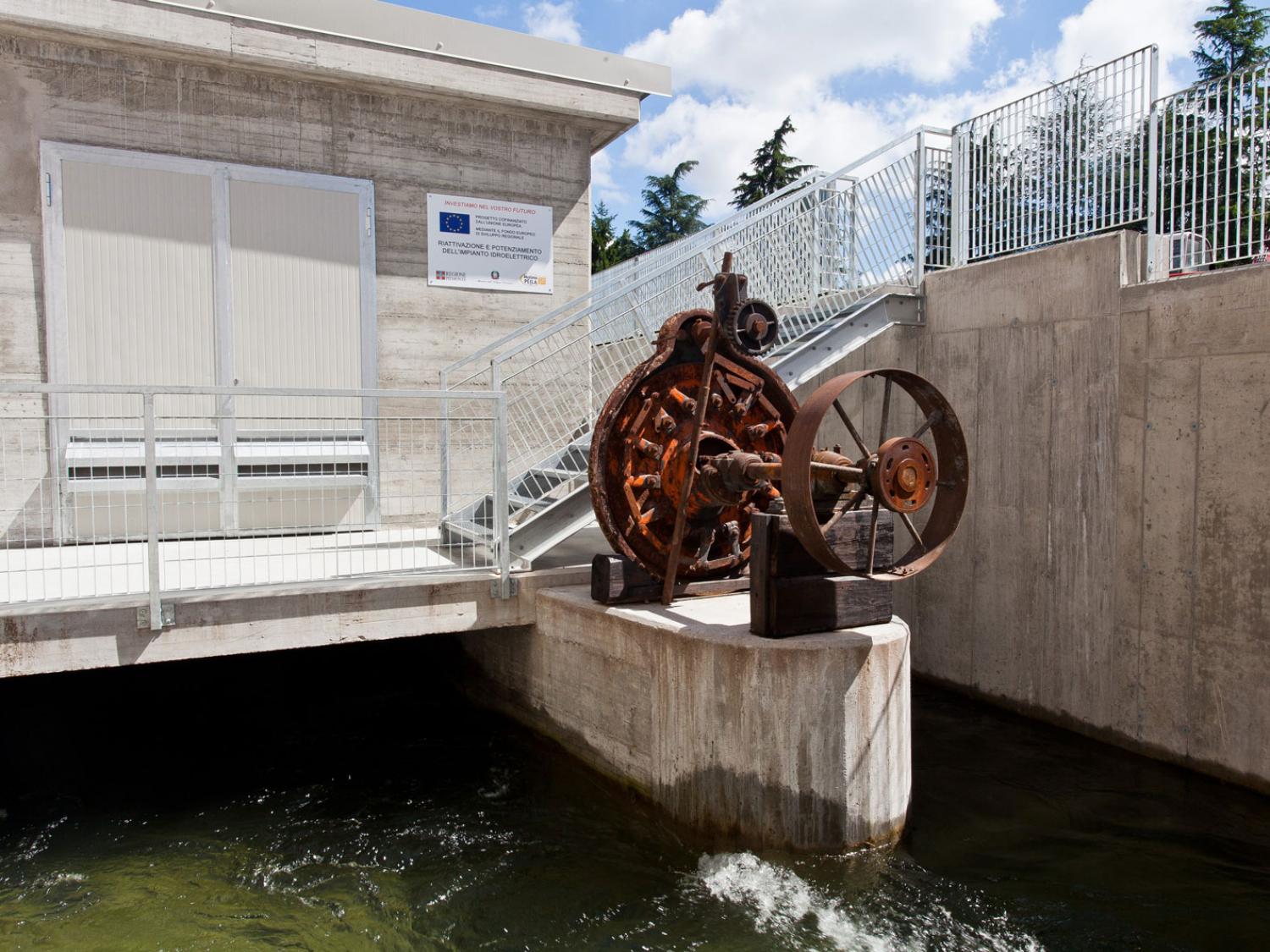 The ancient turbine that powered the Molino and the hamlet at the beginning of the 20th century